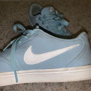 NIKE SB SNEAKERS